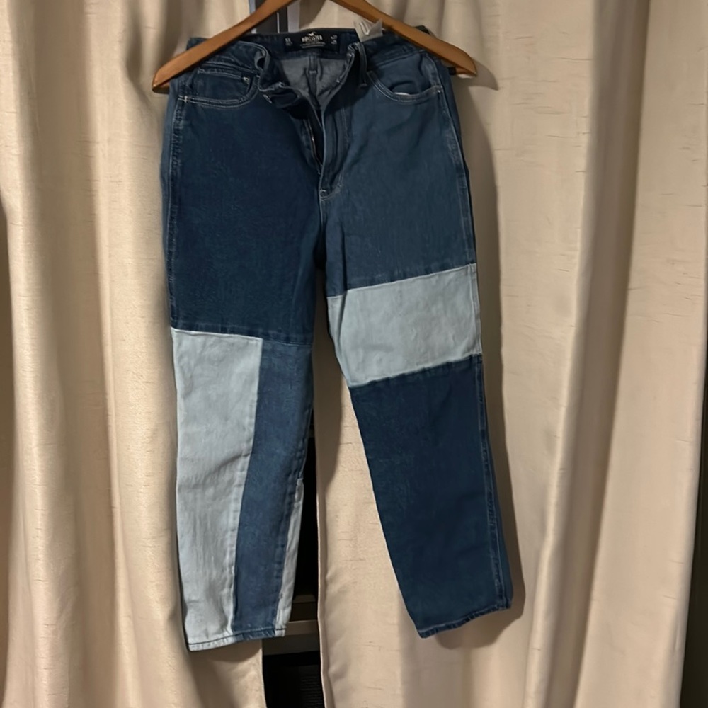Hollister High Rise Mom Jean